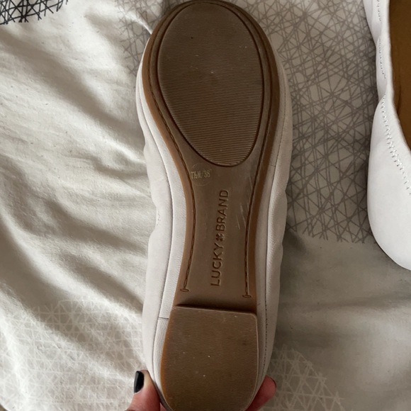 Lucky Brand 7.5 Ballet Flats - Picture 3 of 7